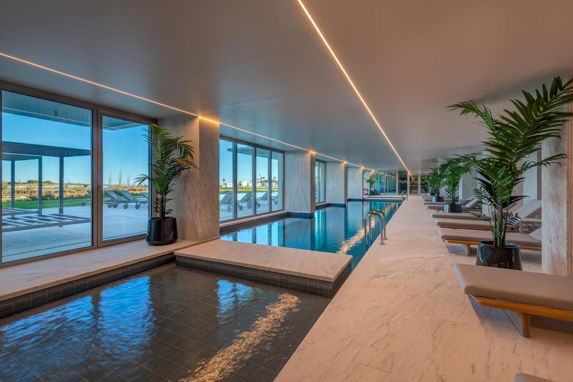 Bayline Condominium - Heated Indoor Swimming Pool - Spa - By Bedzy Armação de Pêra Zewnętrze zdjęcie