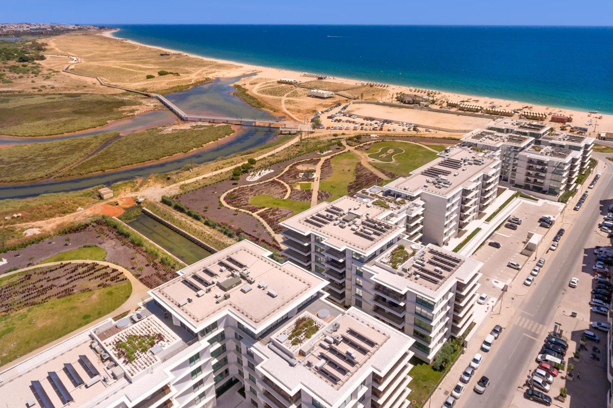 Bayline Condominium - Heated Indoor Swimming Pool - Spa - By Bedzy Armação de Pêra Zewnętrze zdjęcie